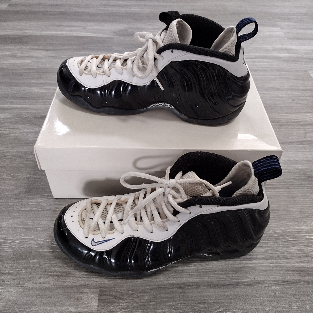 Men's Nike Foams